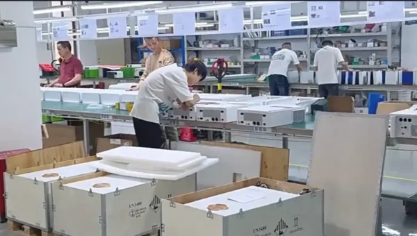 Haven Deer advanced production line assembling all-in-one solar energy storage systems for residential use.
